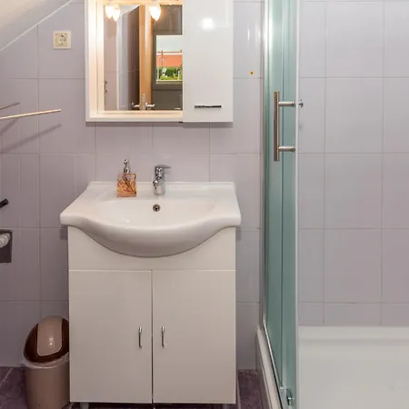 Studio Apartment Vendégház 3*